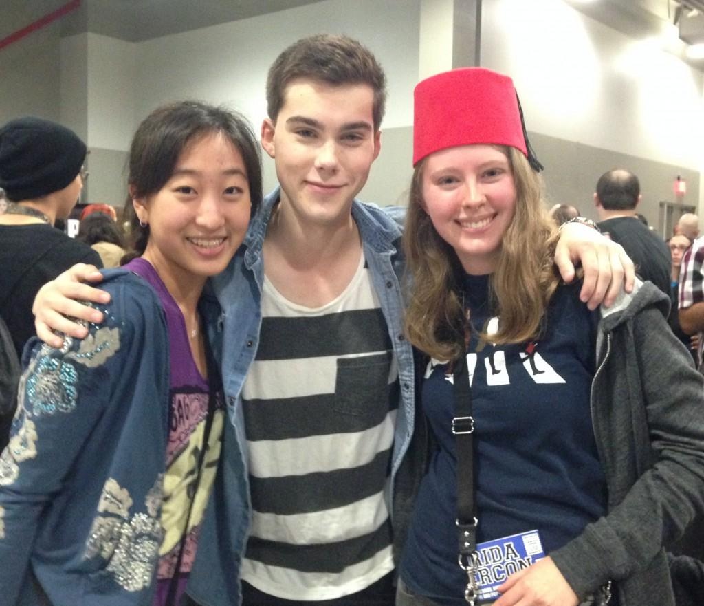 Sophmores  Joanne Park and Katherine Cohen with Jeremy Shada, voice actor for Finn from Adventure Time. 