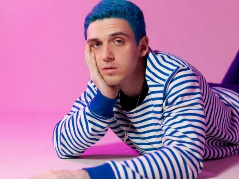 Lauv, poses  in his music video for the song “Tattoos Together”. From MTV
