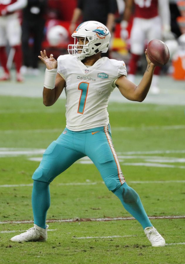 Tua Tagovailoa (1) of the Miami Dolphins looks to pass during the first half against the Arizona Cardinals at State Farm Stadium on November 08, 2020 in Glendale, Arizona.