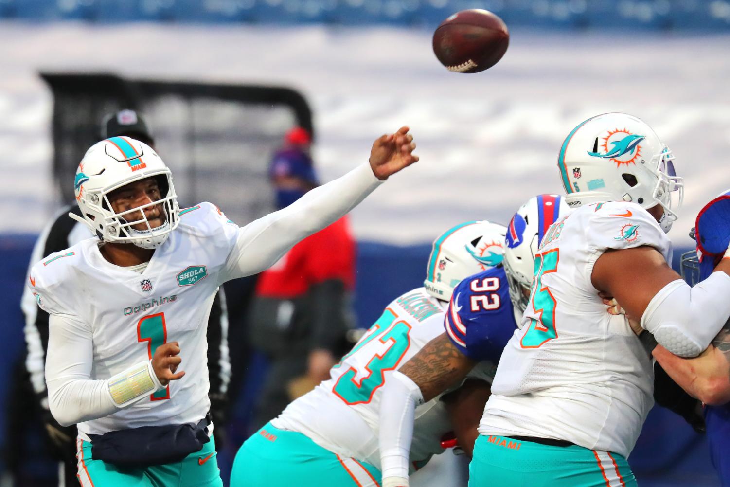 Bills blow out Dolphins; no playoff dream too big for Bills Mafia