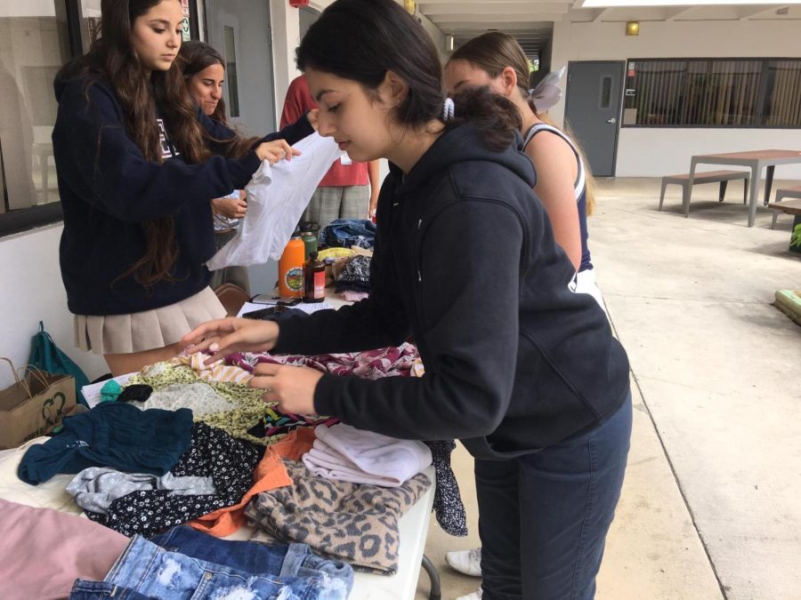 On Thrifting Thursday, the Environmental Club hosted a unique event in which students could donate and purchase lightly used clothes. Proceeds were donated to the Lotus House.