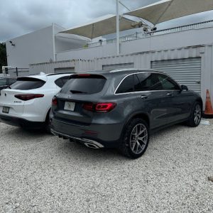 Senior Anabella Cavallaro’s parking spot at the Upper School Campus. Cavallaro and her parking buddy share a spot in the gravel behind the swimming pool. “I don’t really mind the spot that much anymore, but I do find it unfair that juniors get a better spot than some seniors,” Cavallaro said.