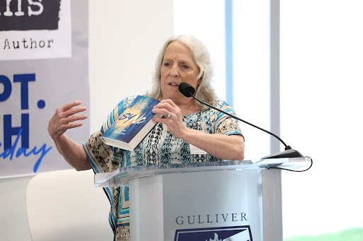 Ellen Hopkins speaks to students and teachers alike about her new book Sync on Friday, Sept. 27 at the Caporal Family Spanish Steps in the new Academic Building. The audience was given an opportunity after her presentation to ask her questions ranging from her writing style to her personal life.