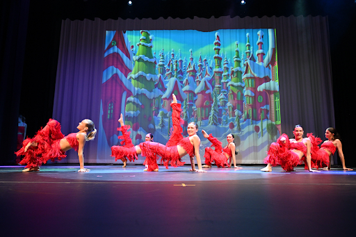 Dance Classes Shine at Holiday Dance Show